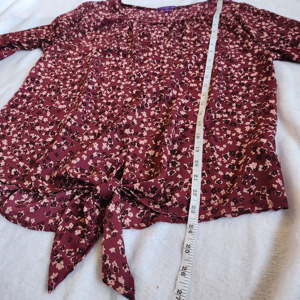 West Kei Berry Red Floral Peasant Blouse Balloon Sleeve Keyhole Neck Size M - Picture 11 of 13